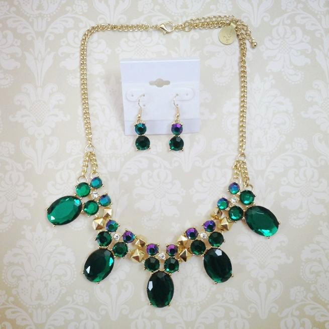 Emerald Emma Necklace Set
